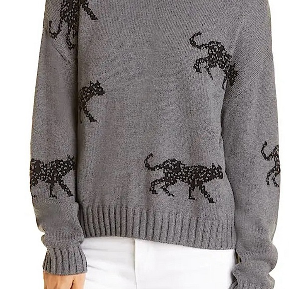 RAILS PERCI SWEATER - JUNGLE CAT
ASH GRAY - SIZE SMALL
95% COTTON /5% CASHMERE - Picture 6 of 11
